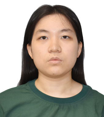 研究者の顔画像