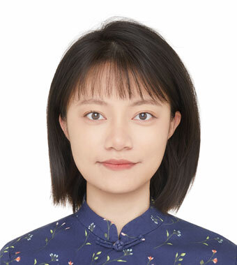 研究者の顔画像